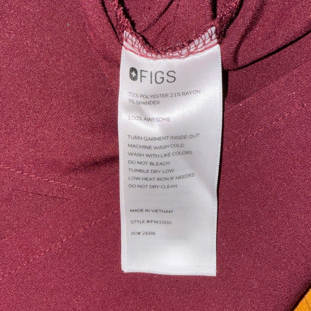 Figs Deep Red Scrub Top - Picture 3 of 4